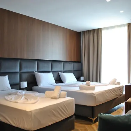 Hotel Twin Towers City&beach 4*