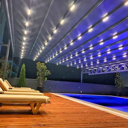 Hotel Twin Towers City&beach 4*