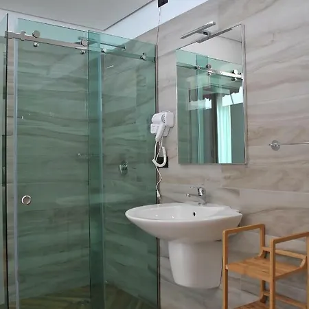 Hotel Twin Towers & 4*