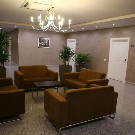 Twin Towers City&beach 4*